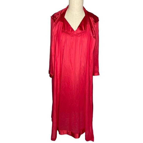 VIntage Vanity Fair Night Gown and Robe Set Red Small - Picture 1 of 12